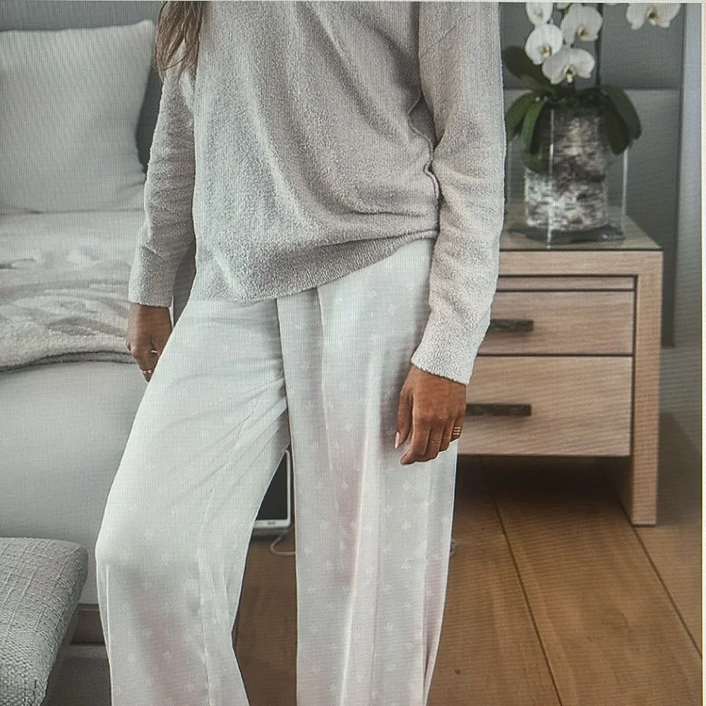 NWT Barefoot Dreams Washed Satin Wide Leg Pant. Size Large - Picture 1 of 3
